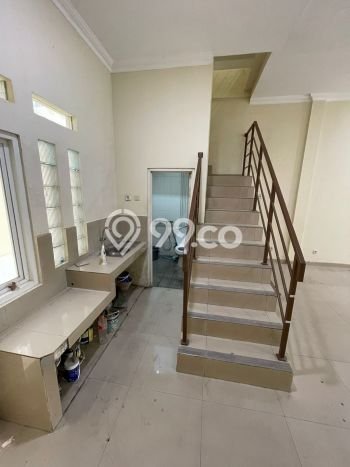 Ruko bagus disewakan di Sidomukti Salatiga dengan LB 200m2 harga sewa terbaik Ruko bagus disewakan di Sidomukti Salatiga dengan LB 200m2 harga sewa terbaik