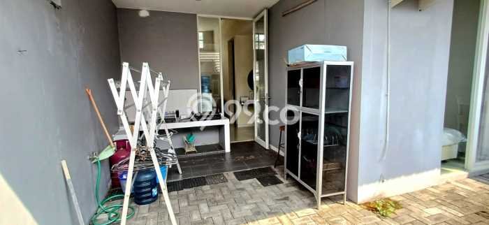 Jarang Ada! Rumah Sewa 3 Kamar Nyaman Siap Huni Sambiroto Jarang Ada! Rumah Sewa 3 Kamar Nyaman Siap Huni Sambiroto