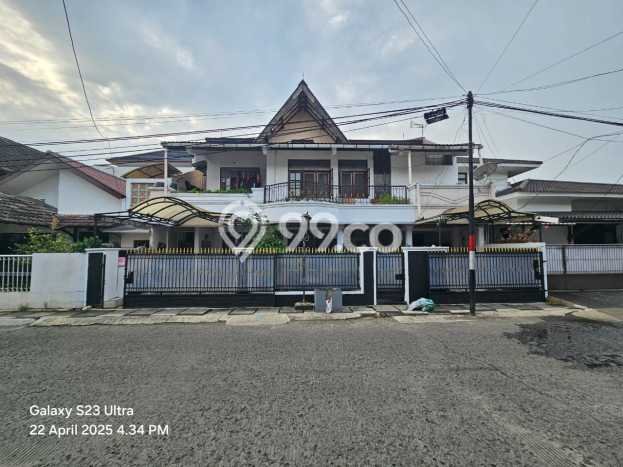 Rumah Luas Asri 4 KT Siap Huni di Jatibening Bekasi Rumah Luas Asri 4 KT Siap Huni di Jatibening Bekasi