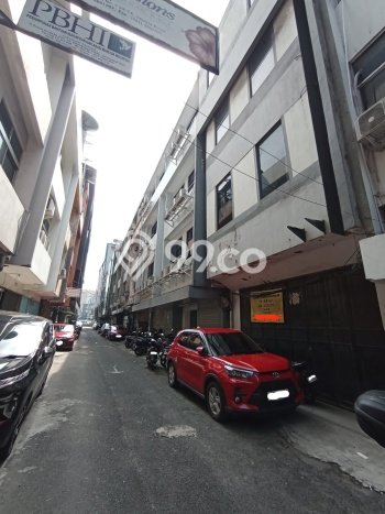 Unit Ruko Dijual di Jakarta Pusat LT 69m2 & LB 250m2 Unit Ruko Dijual di Jakarta Pusat LT 69m2 & LB 250m2