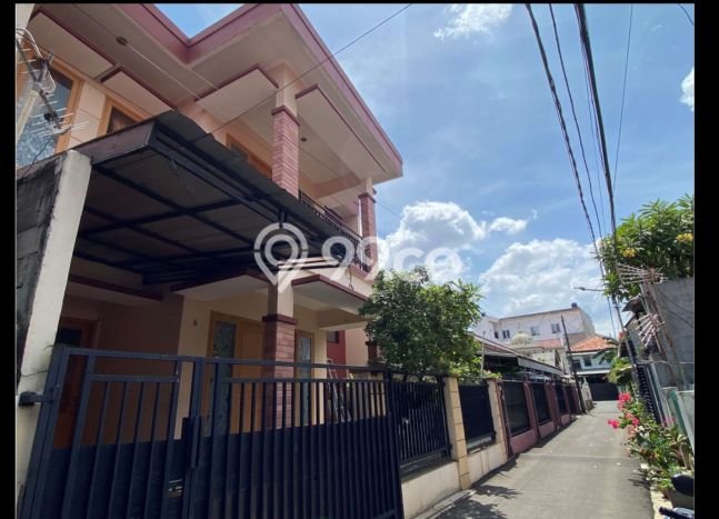 Dijual Rumah Premium dengan Fasilitas Sekitar Komplit di Tebet, Jakarta Selatan Dijual Rumah Premium dengan Fasilitas Sekitar Komplit di Tebet, Jakarta Selatan