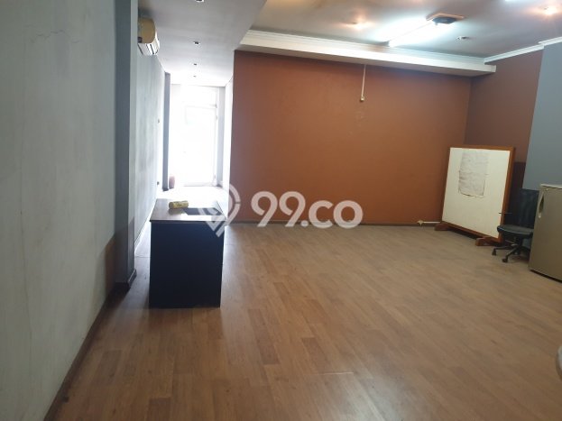 INVESTASI CERDAS! Ruko di Pasar Baru, Luas 150m², Akses Mainroad INVESTASI CERDAS! Ruko di Pasar Baru, Luas 150m², Akses Mainroad