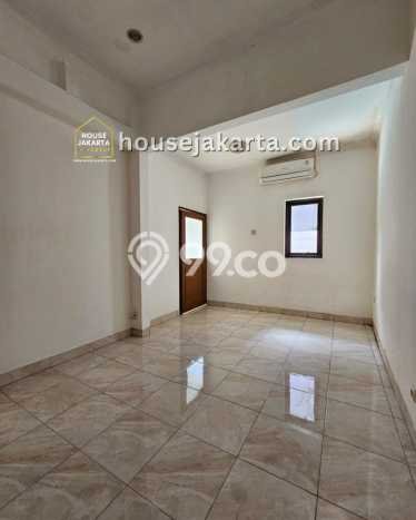 Jual Rumah Mewah Elegan Dengan View Eksklusif di Pondok Indah, Jakarta Selatan Jual Rumah Mewah Elegan Dengan View Eksklusif di Pondok Indah, Jakarta Selatan