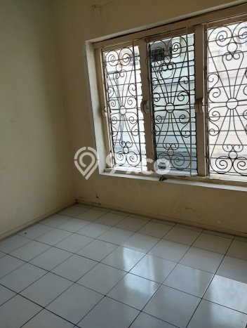 Siap Huni Rumah Mewah 2 Kamar di Semarang Tengah Dekat ke Mana Saja Siap Huni Rumah Mewah 2 Kamar di Semarang Tengah Dekat ke Mana Saja