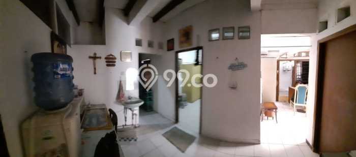 For Sale Rumah 4 Kamar Lokasi Ideal Nyaman dan Strategis di Pedurungan For Sale Rumah 4 Kamar Lokasi Ideal Nyaman dan Strategis di Pedurungan