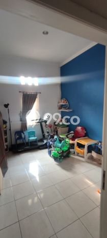 For Sale Hunian Rumah Nyaman 4 Kamar di Wonodri, Semarang For Sale Hunian Rumah Nyaman 4 Kamar di Wonodri, Semarang