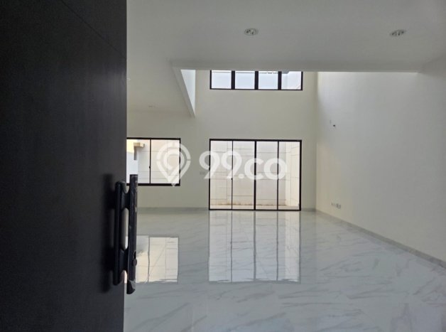 BEST CHOICE! Rumah kawasan , 4 KM, Akses Mall, Luas 200m2m² Bangunan 280m2m² BEST CHOICE! Rumah kawasan , 4 KM, Akses Mall, Luas 200m2m² Bangunan 280m2m²