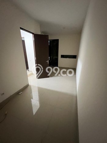Rumah Asri di Bulak, 1 KT, Lokasi Strategis Rumah Asri di Bulak, 1 KT, Lokasi Strategis