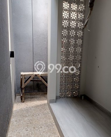 Rumah Siap Huni 4 KT 3 KM di , Surabaya Rumah Siap Huni 4 KT 3 KM di , Surabaya
