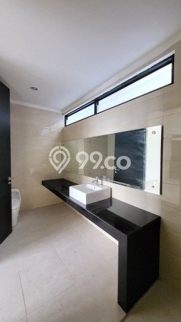 Rumah Luxury Modern Tanpa Renovasi di Bintaro Tangerang Selatan Rumah Luxury Modern Tanpa Renovasi di Bintaro Tangerang Selatan
