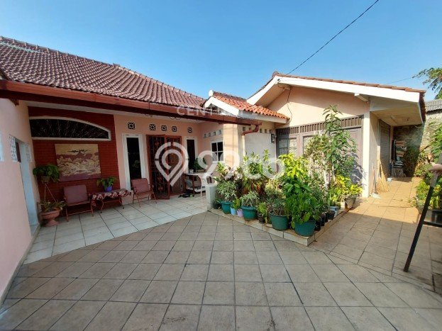 Rumah Luxury Modern Siap Huni di Rempoa Tangerang Rumah Luxury Modern Siap Huni di Rempoa Tangerang