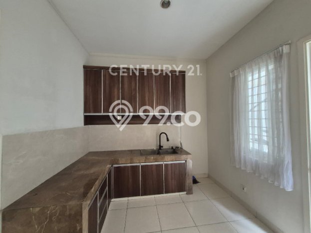 Rumah Sewa Tangerang Selatan LT 135m2 LB 160m2 Kawasan Bintaro Rumah Sewa Tangerang Selatan LT 135m2 LB 160m2 Kawasan Bintaro