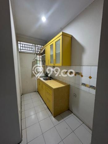Disewakan! Rumah 3 Kamar Tidur &
2 Kamar Mandi di Bintaro, Tangerang Selatan Disewakan! Rumah 3 Kamar Tidur &
2 Kamar Mandi di Bintaro, Tangerang Selatan