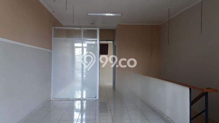 LOKASI PREMIUM! Ruko Area Komersial di Pondok Aren, Luas 100m2m², Siap Operasional LOKASI PREMIUM! Ruko Area Komersial di Pondok Aren, Luas 100m2m², Siap Operasional