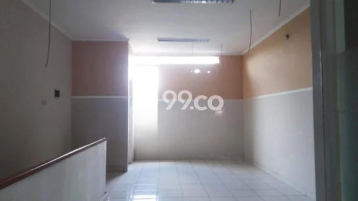 LOKASI PREMIUM! Ruko Area Komersial di Pondok Aren, Luas 100m2m², Siap Operasional LOKASI PREMIUM! Ruko Area Komersial di Pondok Aren, Luas 100m2m², Siap Operasional