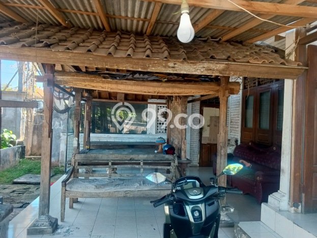 NEW LISTING! Rumah kawasan Denpasar Timur, Ready, 2 KM, Akses Denpasar Timur, Denpasar, Denpasar, Luas 500m2m² Bangunan 400m2m² NEW LISTING! Rumah kawasan Denpasar Timur, Ready, 2 KM, Akses Denpasar Timur, Denpasar, Denpasar, Luas 500m2m² Bangunan 400m2m²