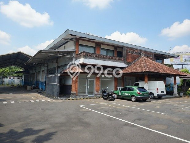 Unit Gudang Disewa Lokasi Denpasar Timur, Denpasar Spesifikasi Luas Bangunan 1m2 Unit Gudang Disewa Lokasi Denpasar Timur, Denpasar Spesifikasi Luas Bangunan 1m2