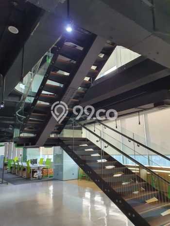 Kantor Disewa di Jakarta Selatan dengan LB 3200m2 Area Komersial Ramai Kantor Disewa di Jakarta Selatan dengan LB 3200m2 Area Komersial Ramai