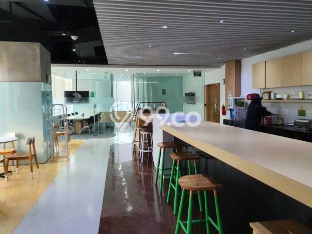Kantor Disewa di Jakarta Selatan dengan LB 3200m2 Area Komersial Ramai Kantor Disewa di Jakarta Selatan dengan LB 3200m2 Area Komersial Ramai