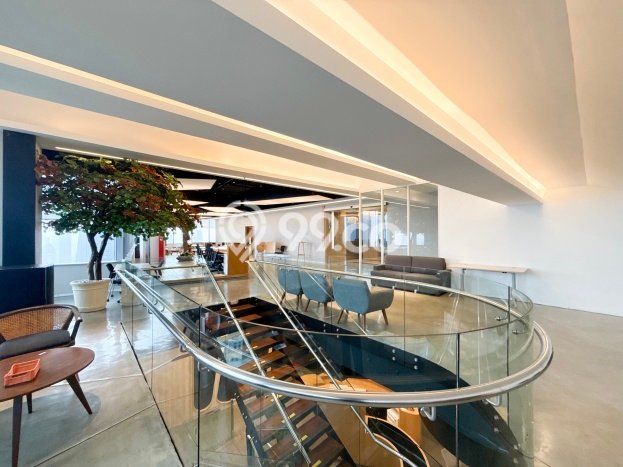 Kantor Disewa di Jakarta Selatan dengan LB 1500m2 Area Komersial Ramai Kantor Disewa di Jakarta Selatan dengan LB 1500m2 Area Komersial Ramai