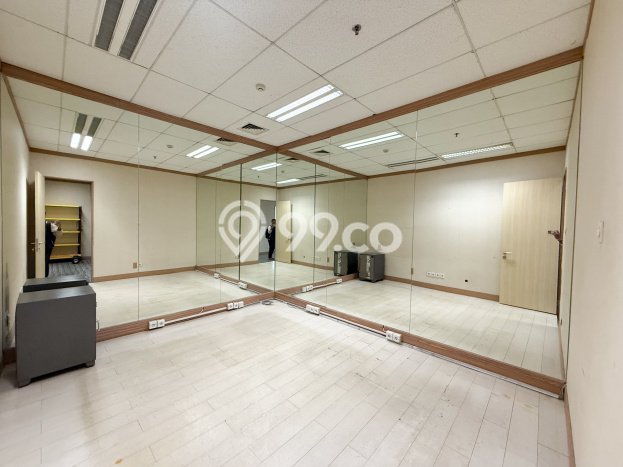 Dijual! Kantor di SCBD Jakarta Selatan LT 550m2 / LB 550m2 Kawasan Bisnis Dijual! Kantor di SCBD Jakarta Selatan LT 550m2 / LB 550m2 Kawasan Bisnis