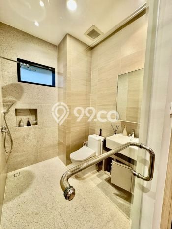 Dijual Rumah Mewah Megah Dengan View Cantik di Gading Serpong, Tangerang Dijual Rumah Mewah Megah Dengan View Cantik di Gading Serpong, Tangerang