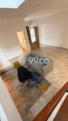 Disewakan! Rumah 4 Kamar Tidur &
3 Kamar Mandi di Gading Serpong, Tangerang Disewakan! Rumah 4 Kamar Tidur &
3 Kamar Mandi di Gading Serpong, Tangerang