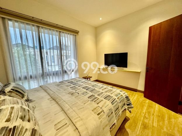 Dijual Rumah Mewah Megah Dengan View Cantik di Gading Serpong, Tangerang Dijual Rumah Mewah Megah Dengan View Cantik di Gading Serpong, Tangerang