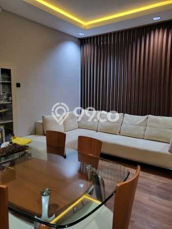 Rumah 5 KT 4 KM Pemandangan Gunung di Sunter, Jakarta Utara Rumah 5 KT 4 KM Pemandangan Gunung di Sunter, Jakarta Utara
