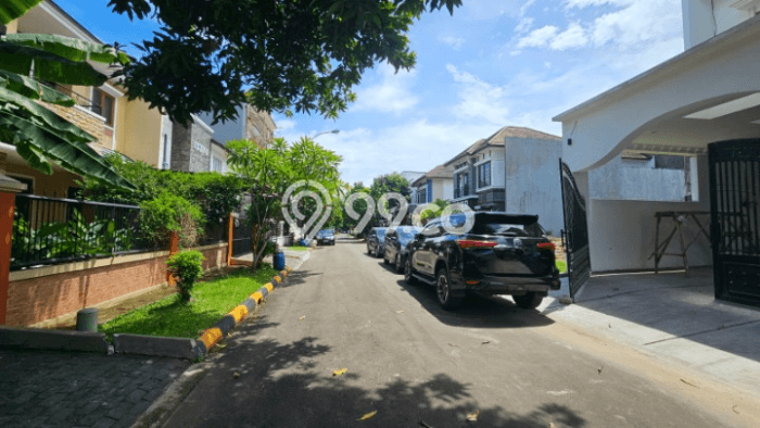 Ready to Use! Luxury House LT 340m2 Desain Elegan di BSD Ready to Use! Luxury House LT 340m2 Desain Elegan di BSD