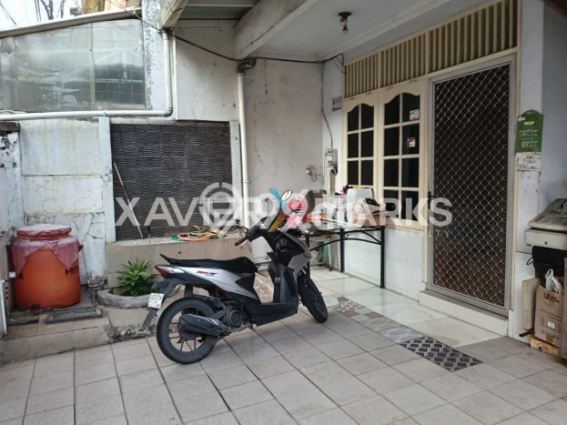 Rumah Elit Modern Tanpa Renovasi di Jelambar Jakarta Barat Rumah Elit Modern Tanpa Renovasi di Jelambar Jakarta Barat