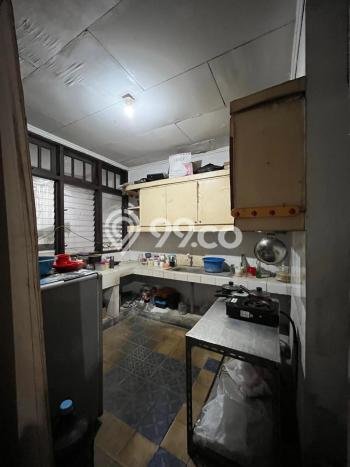 Hunian Mewah Siap Huni LT 275m2 di Kebon Jeruk, Jakarta Barat Hunian Mewah Siap Huni LT 275m2 di Kebon Jeruk, Jakarta Barat