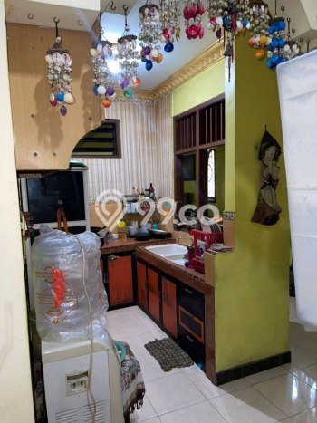 Rumah Modern Minimalis 5 Kamar Siap Huni di Taman Rumah Modern Minimalis 5 Kamar Siap Huni di Taman