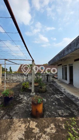 Lokasi strategis! Rumah siap huni dikontrakkan di Klojen LB 800m2 Lokasi strategis! Rumah siap huni dikontrakkan di Klojen LB 800m2