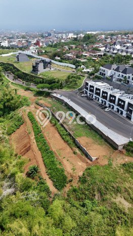Tanah Dijual Lokasi Dau, Malang Luas 135m2 Legalitas Aman Tanah Dijual Lokasi Dau, Malang Luas 135m2 Legalitas Aman