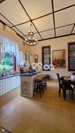 FOR SALE! Vila Kawasan Klojen, Area 898m2m², Posisi Premium FOR SALE! Vila Kawasan Klojen, Area 898m2m², Posisi Premium
