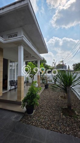 For Sale! Luxury House LT 300m2 Desain Modern di Araya For Sale! Luxury House LT 300m2 Desain Modern di Araya