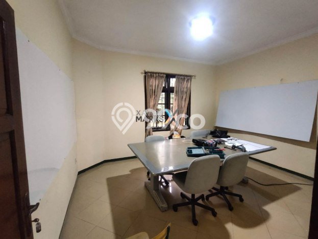 Rumah Elit Modern Tanpa Renovasi di Soekarno Hatta Malang Rumah Elit Modern Tanpa Renovasi di Soekarno Hatta Malang