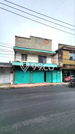 Ready to Use! Premium House LT 373m2 Desain Modern di Mergosono Ready to Use! Premium House LT 373m2 Desain Modern di Mergosono