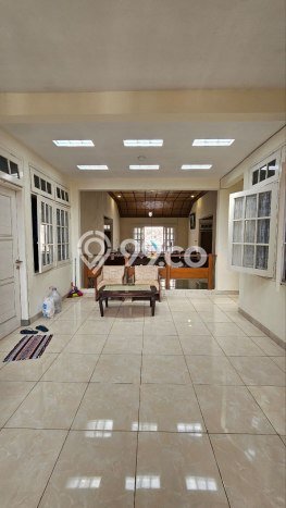 For Sale! Luxury House LT 589m2 Desain Modern di Soekarno Hatta For Sale! Luxury House LT 589m2 Desain Modern di Soekarno Hatta