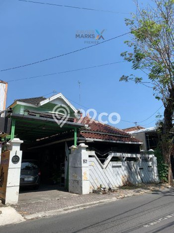 For Sale! Luxury House LT 400m2 Desain Elegan di Jombang Kota For Sale! Luxury House LT 400m2 Desain Elegan di Jombang Kota