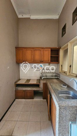 Rumah Eksklusif Siap Huni LT 200m2 di Sukun, Malang Rumah Eksklusif Siap Huni LT 200m2 di Sukun, Malang