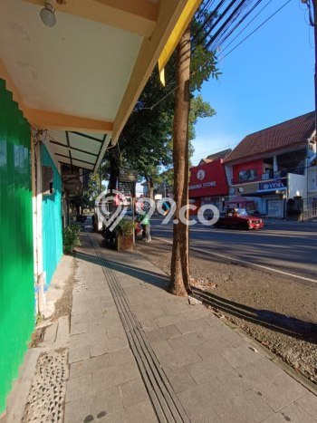 Ruko Dijual di Klojen Malang dengan Luas Bangunan 230m2 Ruko Dijual di Klojen Malang dengan Luas Bangunan 230m2