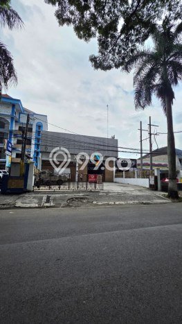 Unit Gudang Dijual di Lowokwaru Malang Luas Bangunan 1100m2 Unit Gudang Dijual di Lowokwaru Malang Luas Bangunan 1100m2