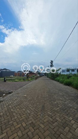 Lahan Strategis di Pakis Dijual dengan Luas 146m2 Lahan Strategis di Pakis Dijual dengan Luas 146m2