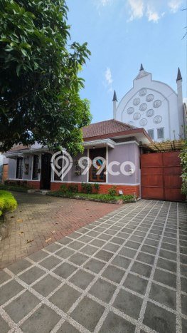 FOR SALE! Vila Kawasan Klojen, Area 898m2m², Posisi Premium FOR SALE! Vila Kawasan Klojen, Area 898m2m², Posisi Premium