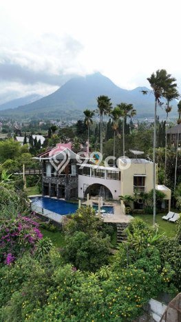Properti Potensial! Vila Kawasan Batu, Dimensi 553m2m², ROI Tinggi untuk investasi Properti Potensial! Vila Kawasan Batu, Dimensi 553m2m², ROI Tinggi untuk investasi