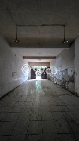 Ruko Dijual di Sukun Malang dengan Luas Bangunan 195m2 Ruko Dijual di Sukun Malang dengan Luas Bangunan 195m2
