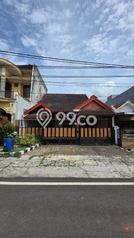 Dijual Cepat Rumah Favorit Siap Huni LB 150m2 di Blimbing, Malang Dijual Cepat Rumah Favorit Siap Huni LB 150m2 di Blimbing, Malang