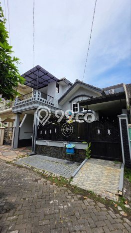 Dijual Cepat Rumah Favorit Siap Huni LB 190m2 di Lowokwaru, Malang Dijual Cepat Rumah Favorit Siap Huni LB 190m2 di Lowokwaru, Malang